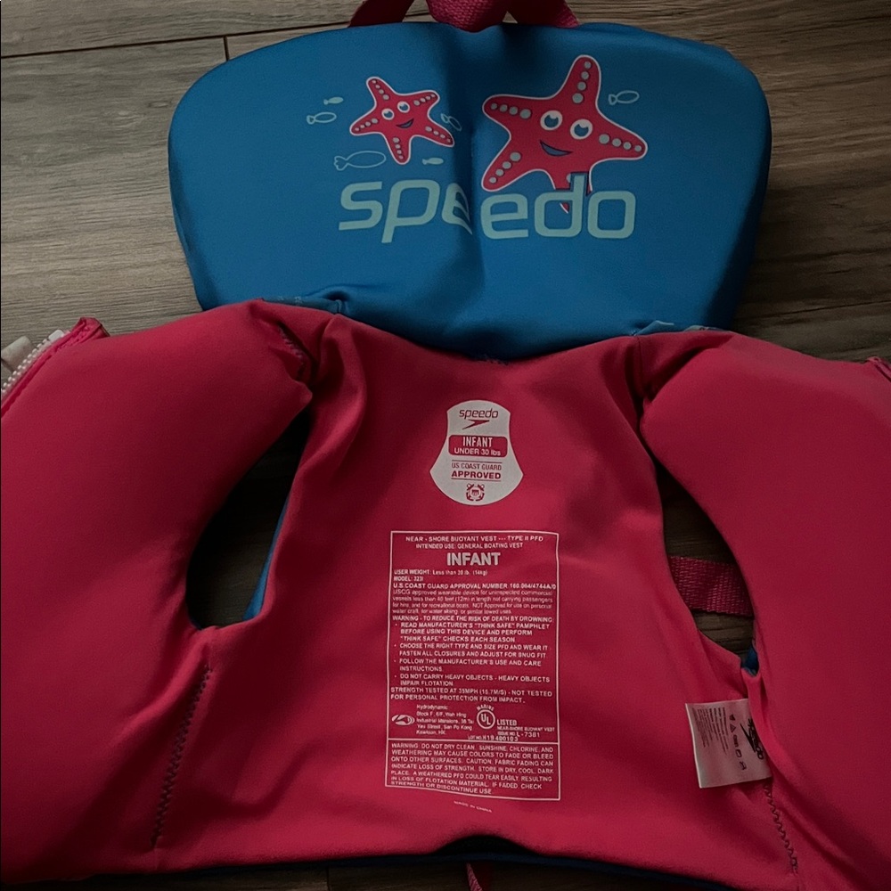 Speedo Kids Swim Vest - Pink and Blue Starfish Design
